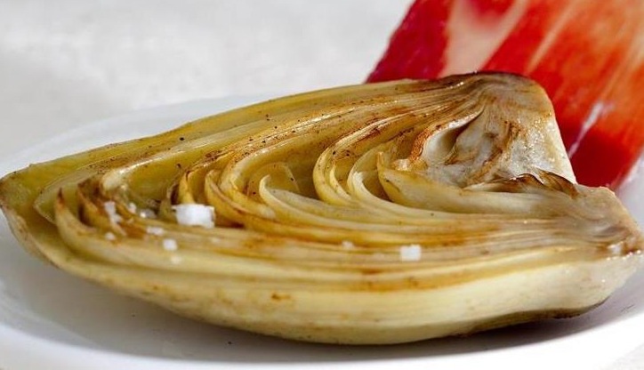 Artichokes with Ibérico ham slices