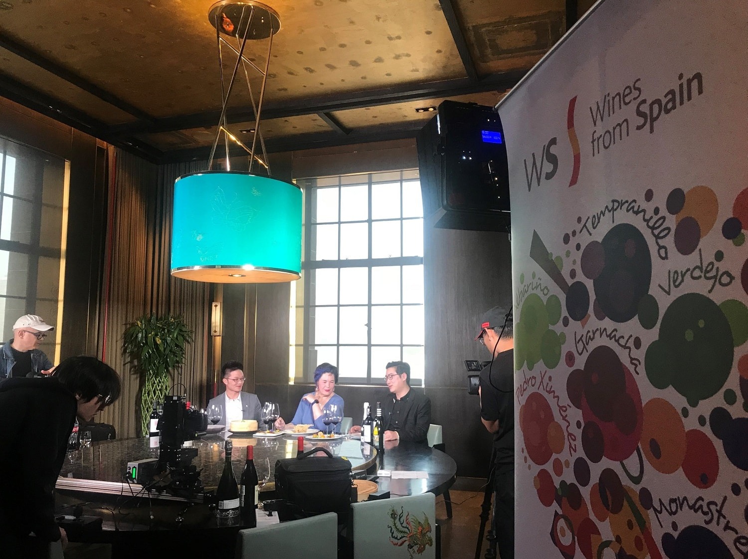 Hakkasan Shanghai, Housed in the illustrious Bund 18 Building